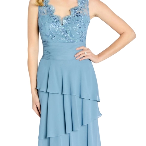 NWT Cameron Blake Soft Embellished Blue tiered Sleeveless Formal Gown Sz 18W - Picture 5 of 10